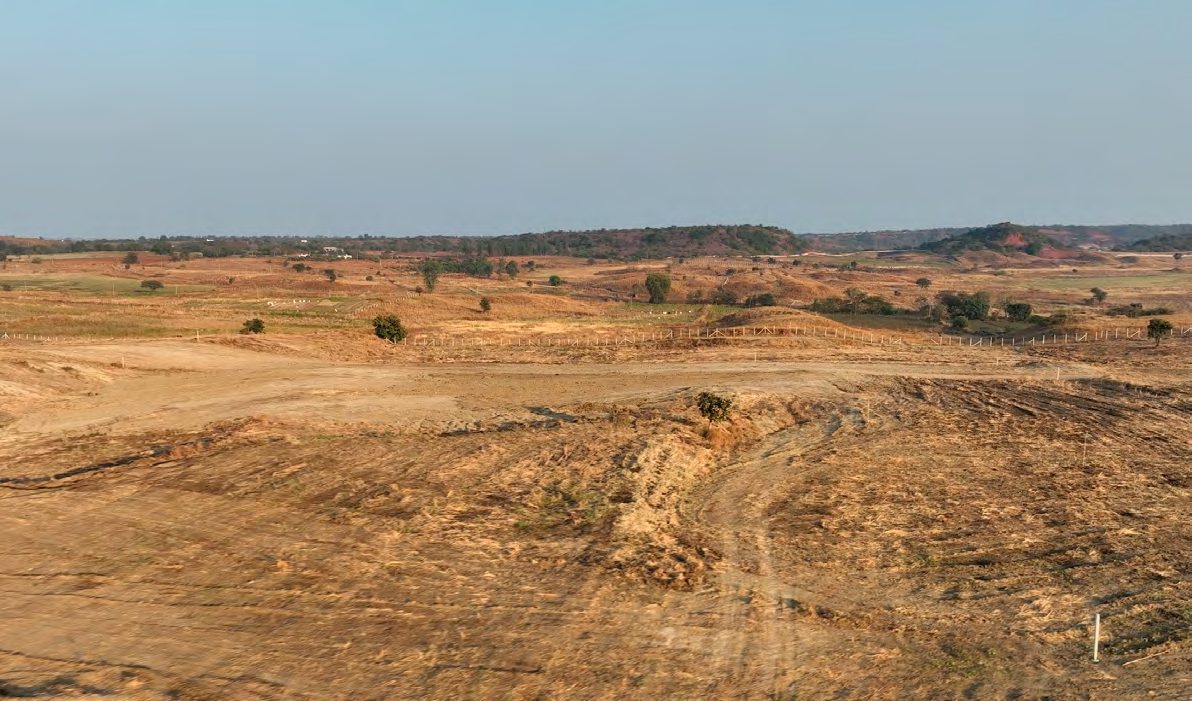 Open Deccan landscape at Midori Vikarabad